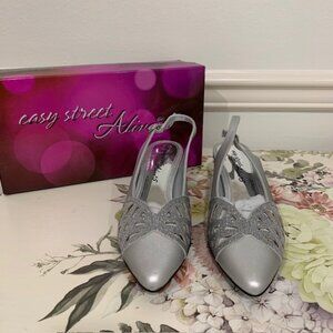 Easy Street Bizzy Silver/Satin Glitter Dress Shoes Size 9.5 NWT